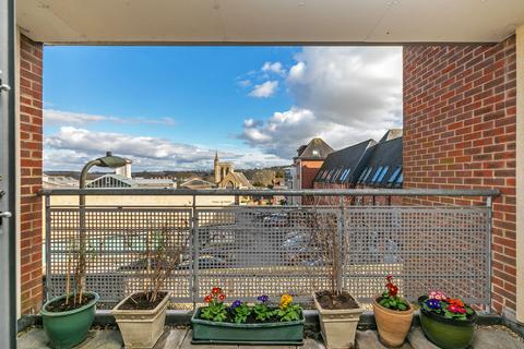 2 bedroom apartment for sale, Staple Gardens, Winchester, SO23