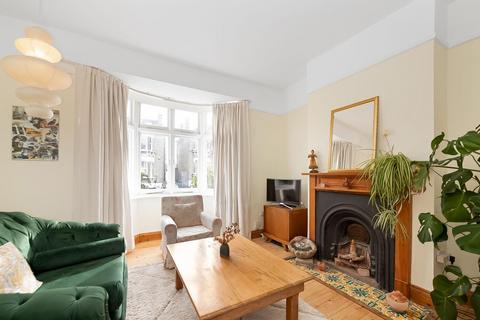 4 bedroom end of terrace house for sale, Friern Road, East Dulwich, London, SE22