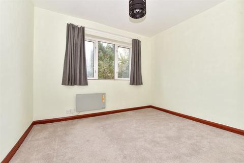 1 bedroom flat for sale, Churchill Road, Dover, Kent