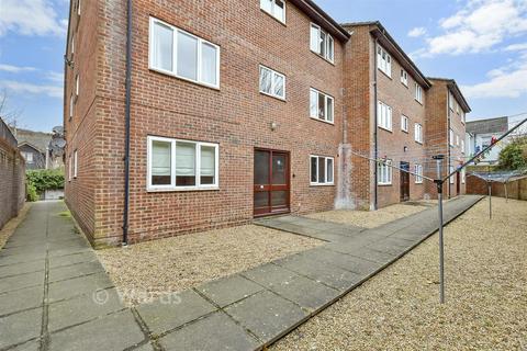 1 bedroom flat for sale, Churchill Road, Dover, Kent