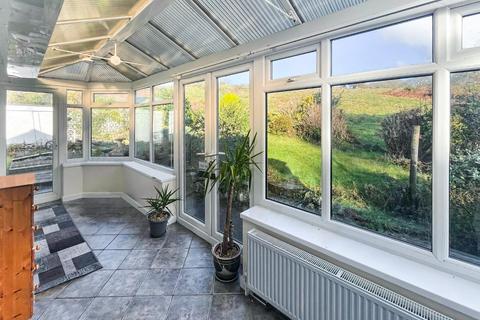 undefined, Bryn Tyddyn, Pentrefelin