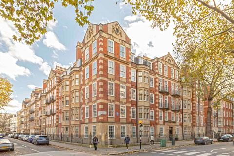 4 bedroom apartment to rent, Old Brompton Road, SW5