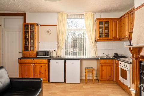 2 bedroom terraced house for sale, Whitehall Road, Drighlington