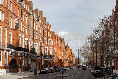 2 bedroom apartment for sale, London SW1X