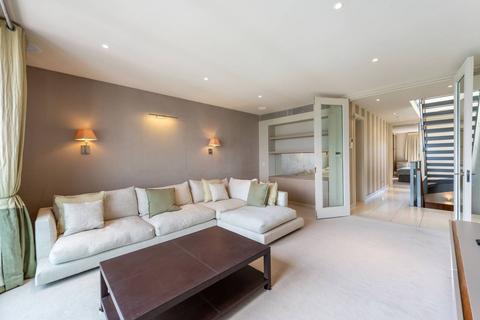 3 bedroom maisonette to rent, Cromwell Road, South Kensington, London, SW7