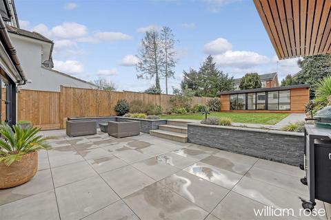 5 bedroom detached house for sale, The Glade, Woodford Green IG8