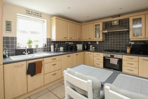 2 bedroom apartment to rent, Kipling Close, Warley, Brentwood