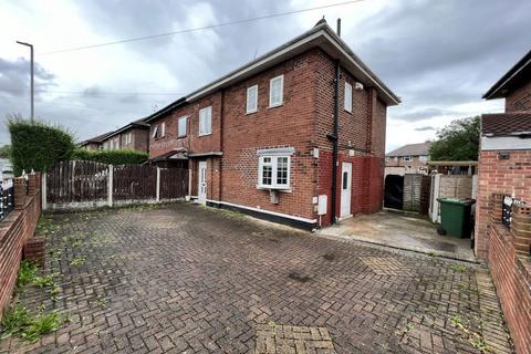 3 bedroom semi-detached house to rent, Chequerfield Road, Pontefract, WF8