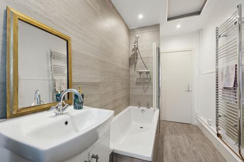 29 Bonnethill Road, Pitlochry, PH16 5ED