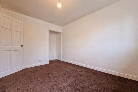 3 bedroom terraced house to rent, Sion Close, Preston PR2