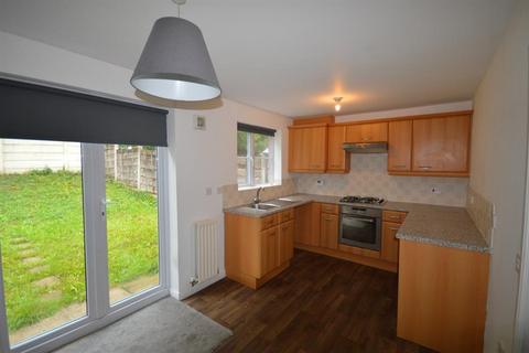 3 bedroom semi-detached house to rent, Lawndale Drive, Worsley, Manchester, M28 1EN