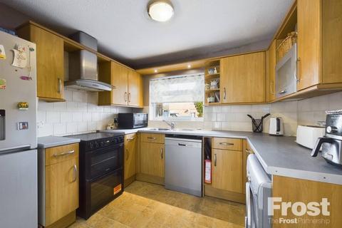 3 bedroom terraced house for sale, Boundary Road, Ashford, Surrey, TW15