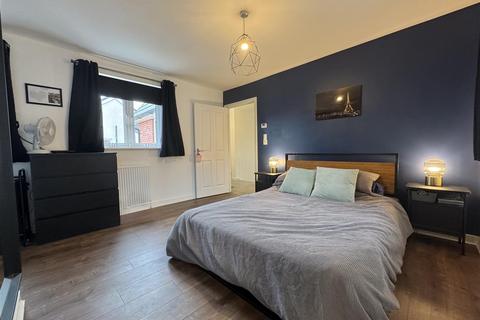 5 Oak Crescent, Burnham-on-crouch, CM0 8FP