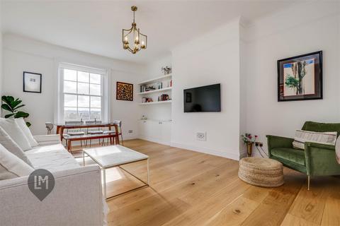 3 bedroom flat for sale, Melrose Road, London