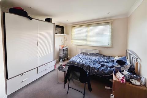 Guest house to rent, The Bounce, Hemel Hempstead HP2