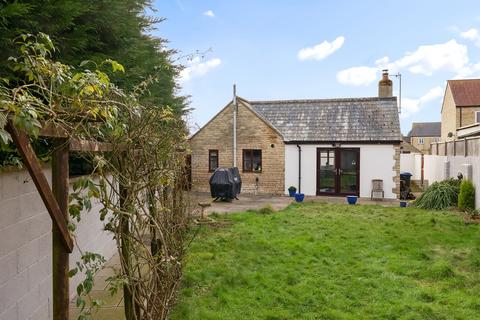 2 bedroom bungalow for sale, Jenner Close, Cricklade, SN6