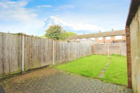 3 bedroom terraced house for sale, Rossiter Close, Langley