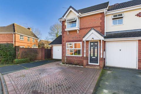 3 bedroom end of terrace house for sale, Stirling Avenue, Berkeley Beverborne, Worcester, Worcestershire, WR4