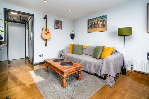 1 bedroom flat for sale, Eskmont Ridge, Upper Norwood SE19