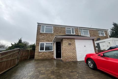 3 bedroom semi-detached house to rent, Almond Drive,  Caversham,  RG4