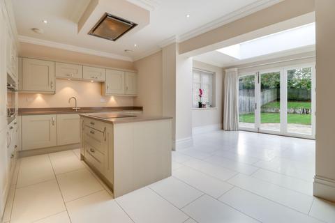 4 bedroom detached house for sale, Albury Place, Hare Lane, Claygate