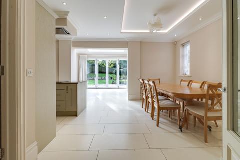 Eastwick 4, Albury Place Hare Lane, Claygate, Esher, KT10 0RB