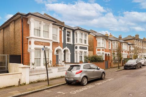 3 bedroom semi-detached house for sale, Shaftesbury Road, London