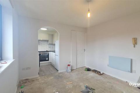 1 bedroom flat to rent, Streamside Close, London, N9