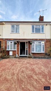 3 bedroom terraced house to rent, Ash Road, Reading RG30