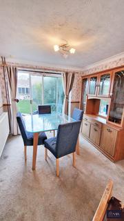 3 bedroom terraced house to rent, Ash Road, Reading RG30