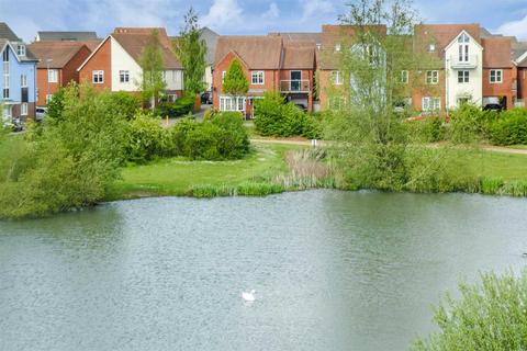 6 Harmans Cross, Broughton, Milton Keynes, MK10 7BL