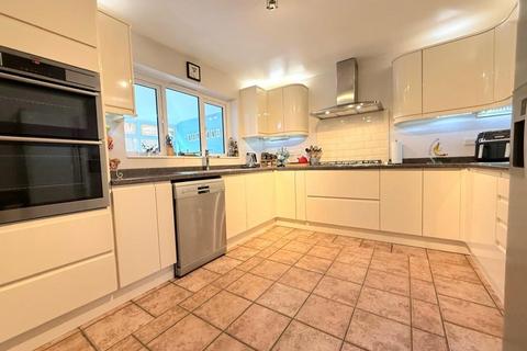 5 Chestnut Close, Milton Malsor, Northampton, NN7 3HJ