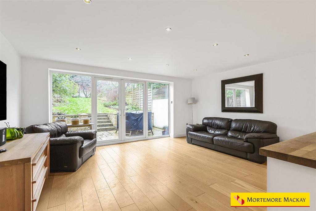 12 44552 watermarked.jpg