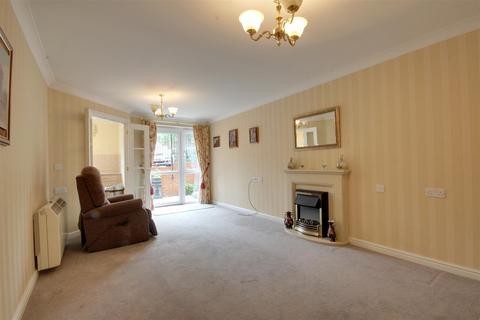 undefined, Winchmore Hill Road, London