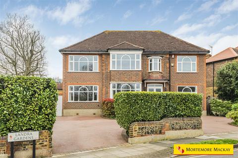 5 bedroom detached house for sale, Landra Gardens, London