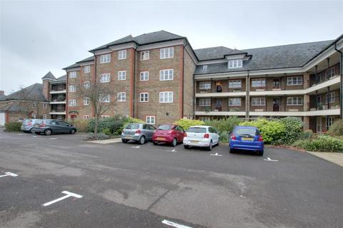 2 bedroom retirement property for sale, Newsholme Drive, London