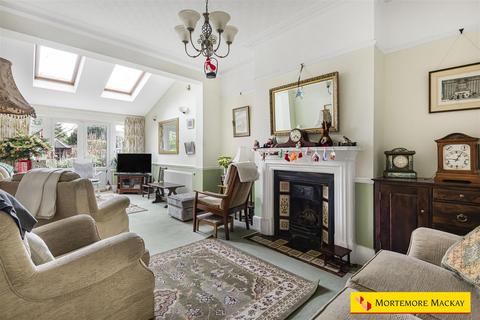 4 bedroom semi-detached house for sale, Green Dragon Lane, London