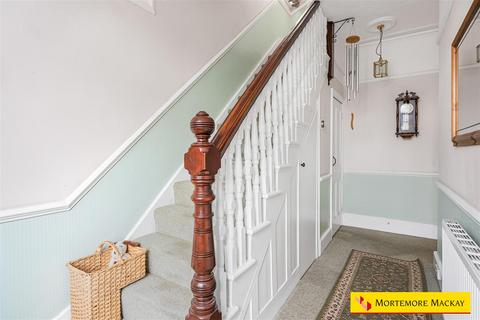 4 bedroom semi-detached house for sale, Green Dragon Lane, London