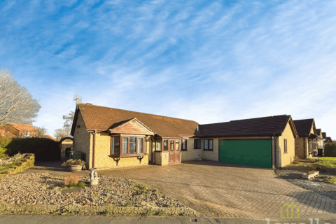 4 bedroom detached bungalow for sale, Caistor Road, Lincoln LN6