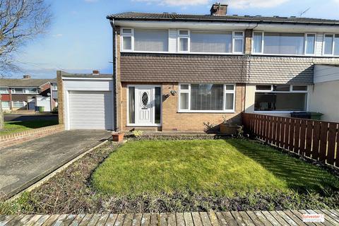 3 bedroom semi-detached house for sale, Laburnum Grove, Sunniside, Newcastle Upon Tyne, NE16