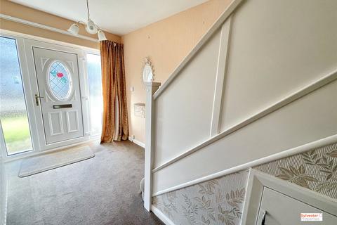 3 bedroom semi-detached house for sale, Laburnum Grove, Sunniside, Newcastle Upon Tyne, NE16