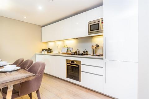 3 bedroom apartment to rent, Merchant Square East, London