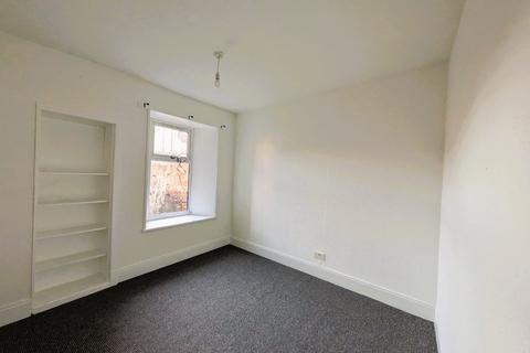 2 bedroom flat to rent, Hill Street, Montrose DD10