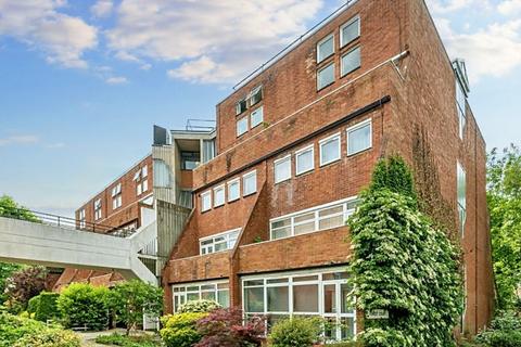 2 bedroom apartment for sale, Holden Avenue, London, N12