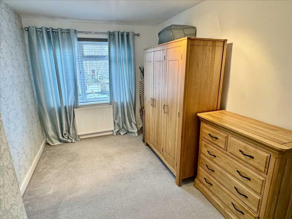 BEDROOM   3   (Rear)