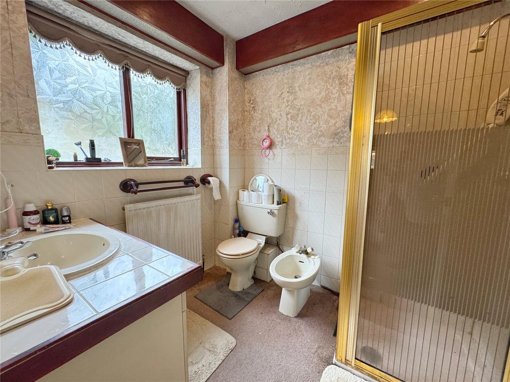 En-Suite Shower Room