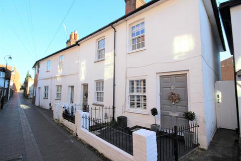 2 bedroom end of terrace house to rent, Stoke Fields, Guildford