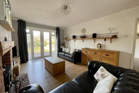 2 bedroom bungalow for sale, Willow Walk, Newhaven