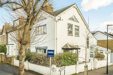 3 bedroom house for sale, Kings Road, Teddington TW11