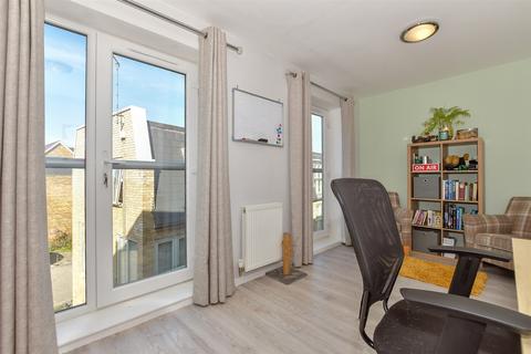 3 bedroom terraced house for sale, The Terrace, Rochester, Kent